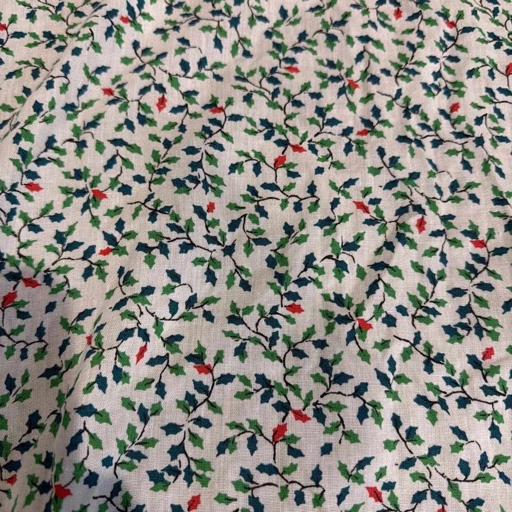 Vtg‎ Christmas Holly Print Swag Ruffle Curtains 1 Pair